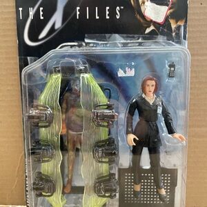 Agent Dana Scully figure, The X Files (0243)